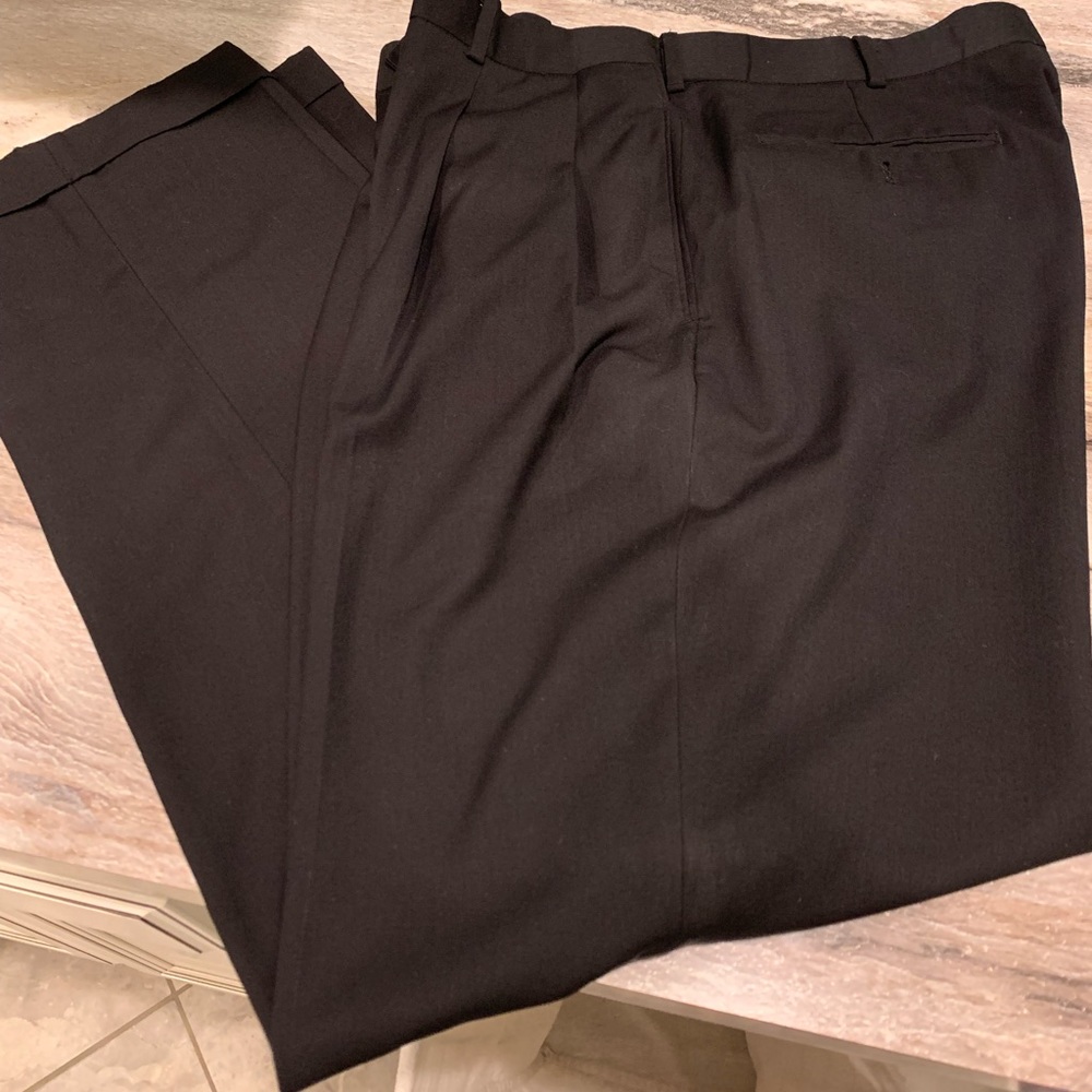 Men’s Black Stafford Cuffed Pants 38x32